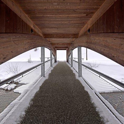 Non-slip entrance mats